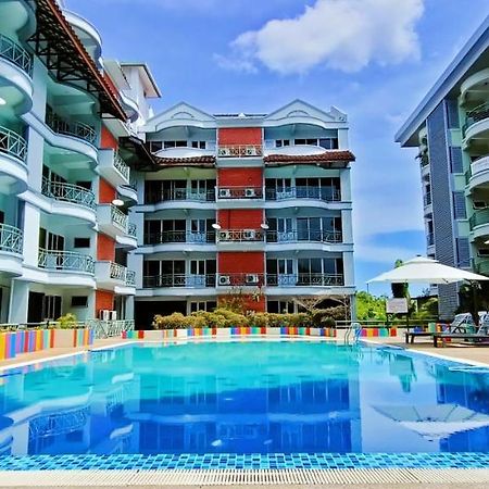 Perdana Serviced Apartment & Resorts Padang Mat Sirat Ngoại thất bức ảnh