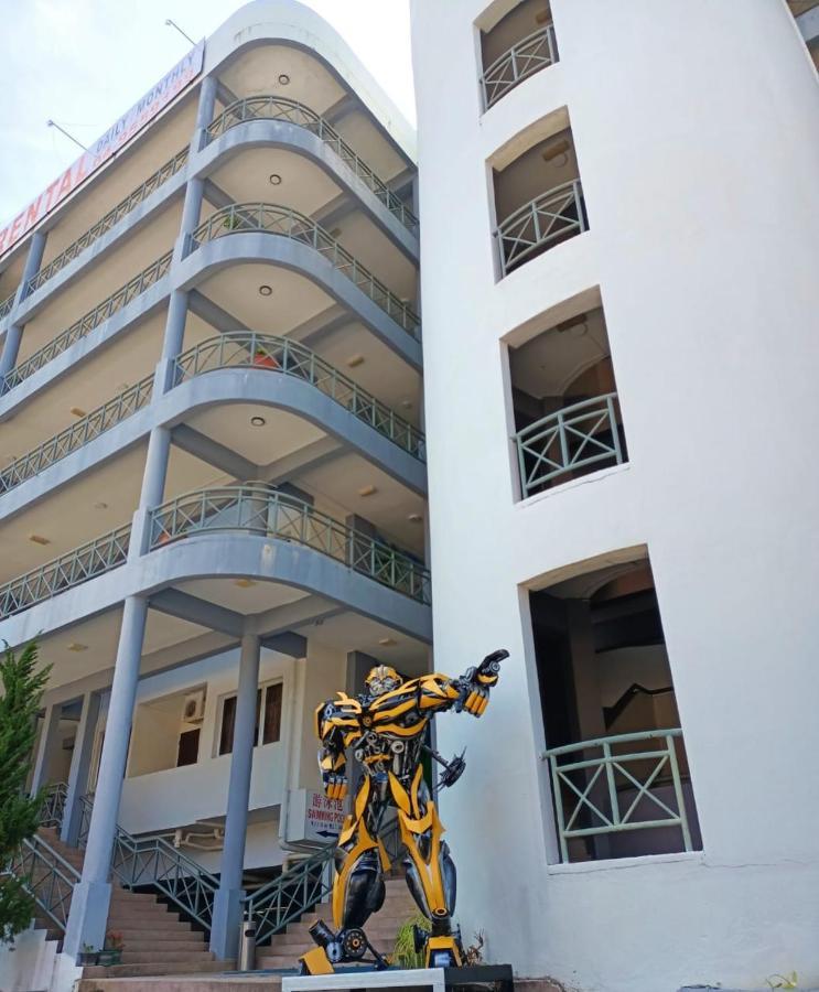 Perdana Serviced Apartment & Resorts Padang Mat Sirat Ngoại thất bức ảnh