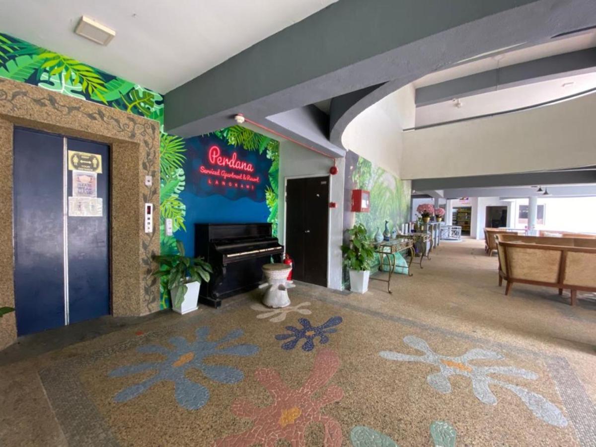 Perdana Serviced Apartment & Resorts Padang Mat Sirat Ngoại thất bức ảnh