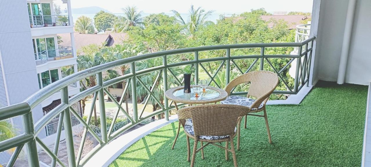 Perdana Serviced Apartment & Resorts Padang Mat Sirat Ngoại thất bức ảnh