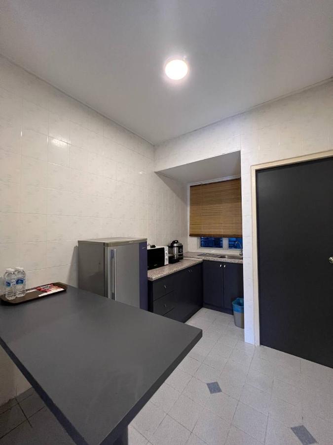 Perdana Serviced Apartment & Resorts Padang Mat Sirat Ngoại thất bức ảnh
