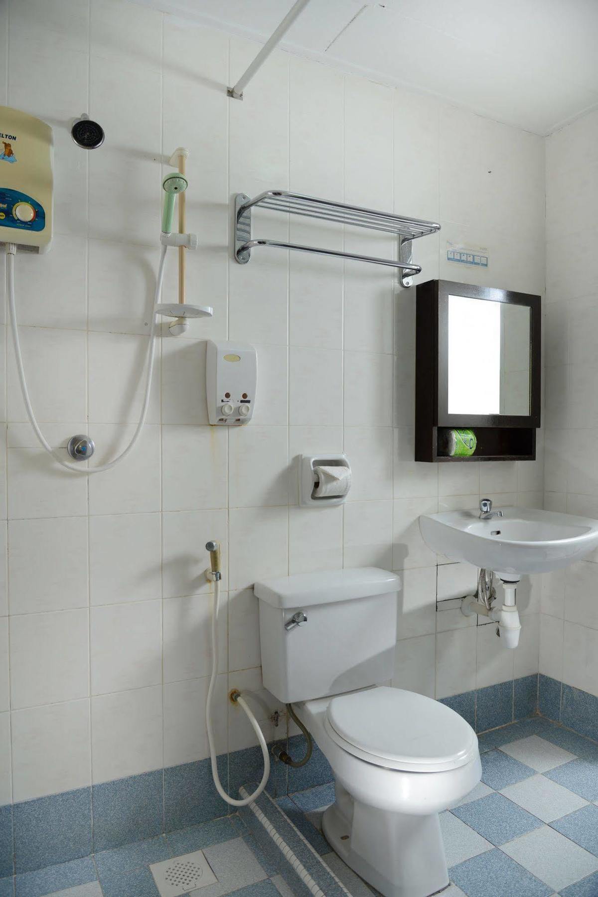 Perdana Serviced Apartment & Resorts Padang Mat Sirat Ngoại thất bức ảnh
